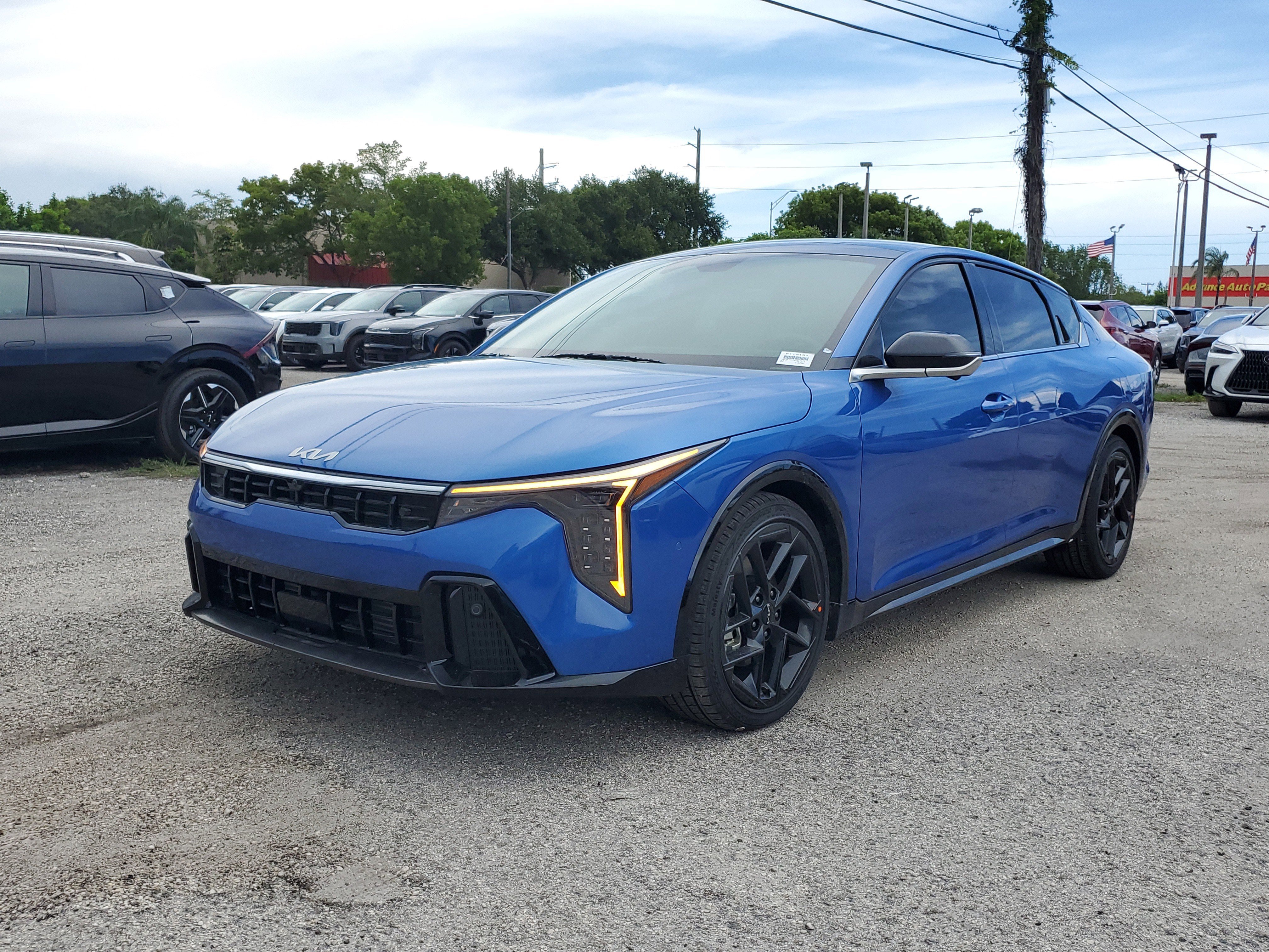 New 2025 Kia K4 GT-Line Turbo FWD image 3