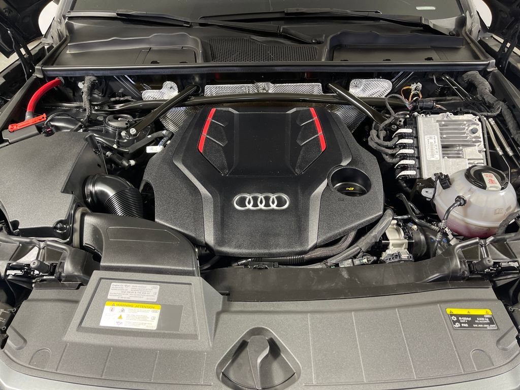 Used 2023 Audi SQ5 Premium Plus w/ Premium Plus Package image 9