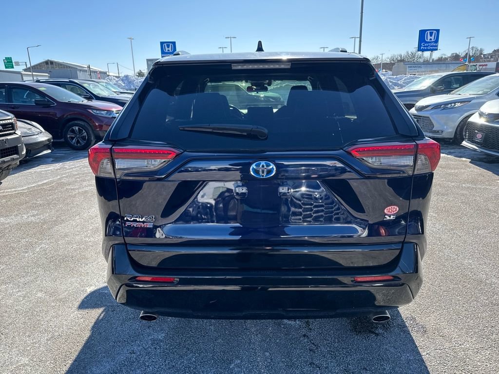Used 2021 Toyota RAV4 SE image 6