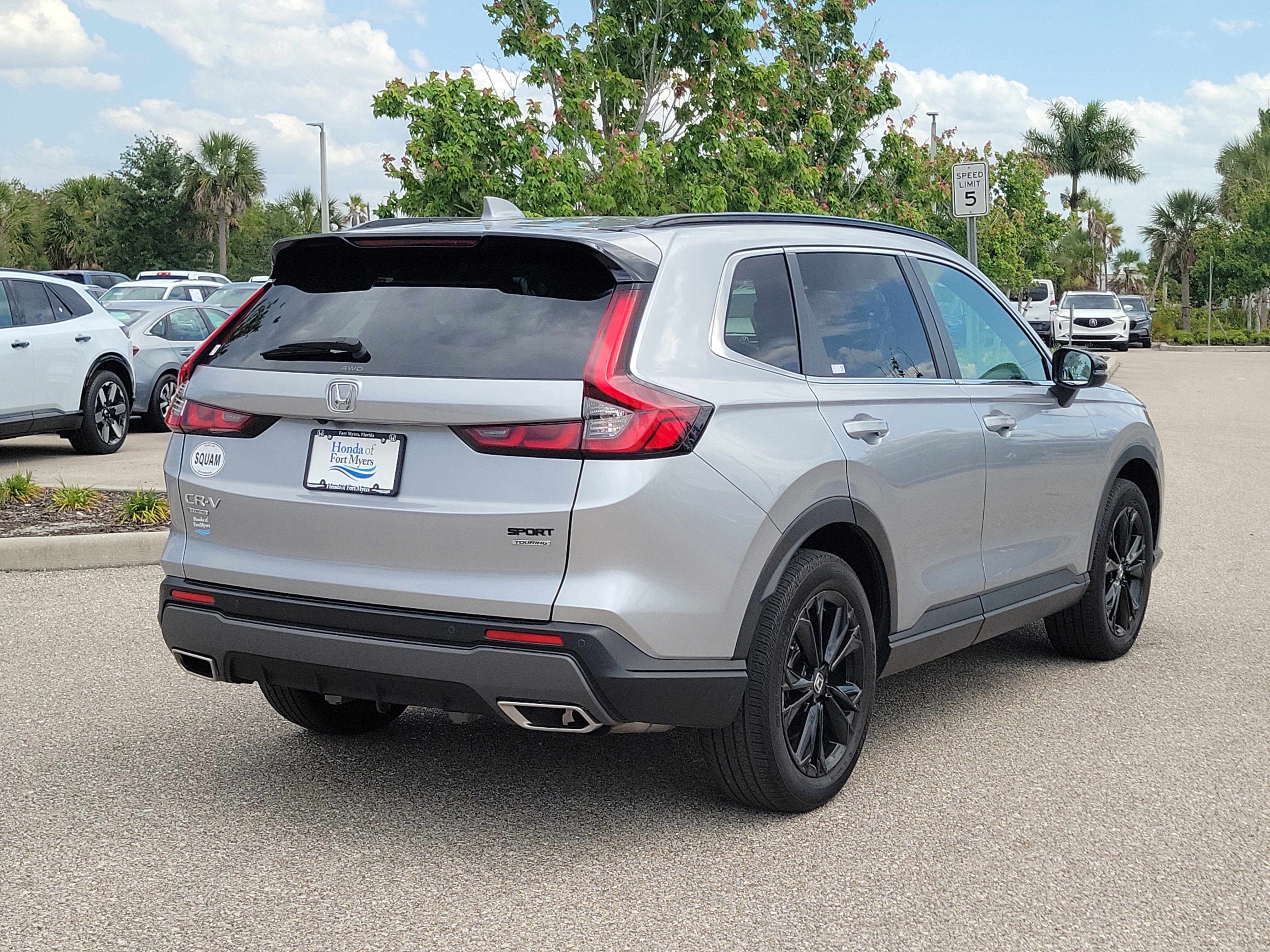 Used 2024 Honda CR-V Sport Touring image 6