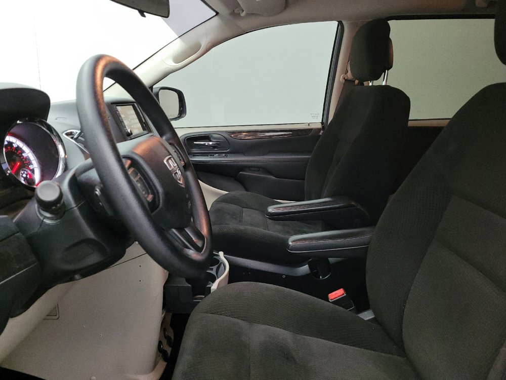 Used 2016 Dodge Grand Caravan SE w/ Quick Order Package 29E SE image 17
