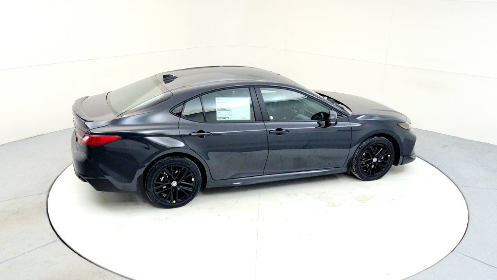 Certified 2026 Toyota Camry SE AWD/4WD image 18