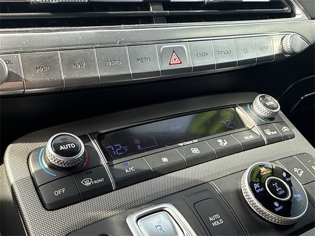 Certified 2022 Hyundai Palisade Limited w/ Winter Package image 18