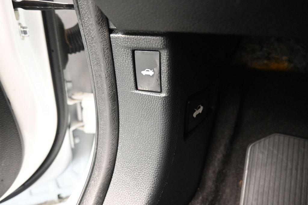 Used 2023 Honda Accord Touring image 29