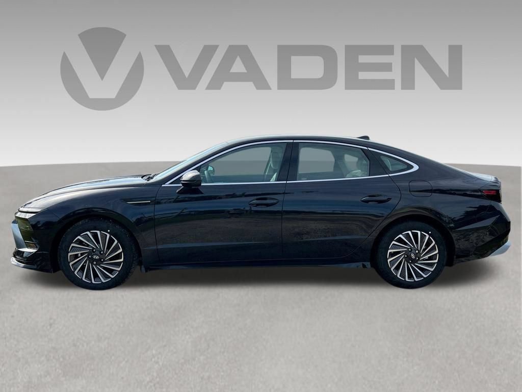 New 2025 Hyundai Sonata SEL FWD image 4