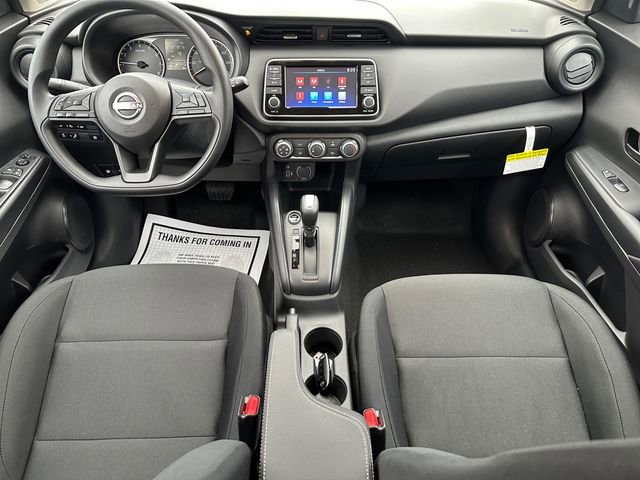 New 2025 Nissan Kicks Play S image 10