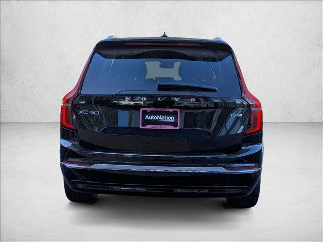 New 2026 Volvo XC90 T8 Plus w/ Protection Package Premier image 8