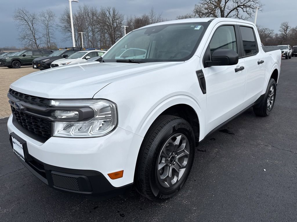 Used 2024 Ford Maverick XLT image 3