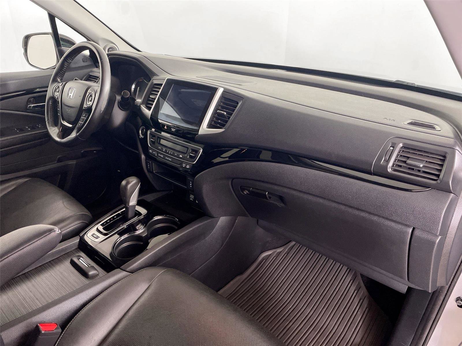 Used 2017 Honda Ridgeline RTL-E image 29