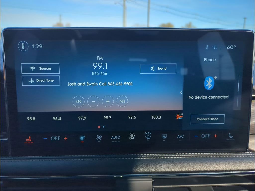 Used 2023 Lincoln Corsair Reserve w/ Equipment Group 201A image 26