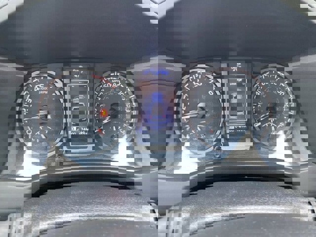 Used 2023 Toyota Tacoma TRD Sport image 27