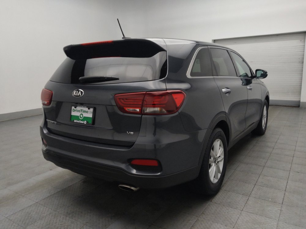 Used 2020 Kia Sorento LX image 9
