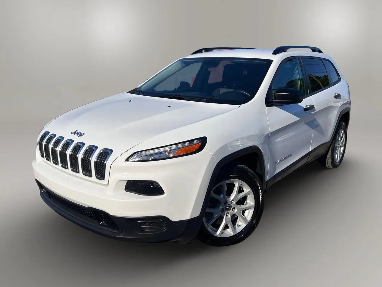 Used 2017 Jeep Cherokee Sport FWD image 1