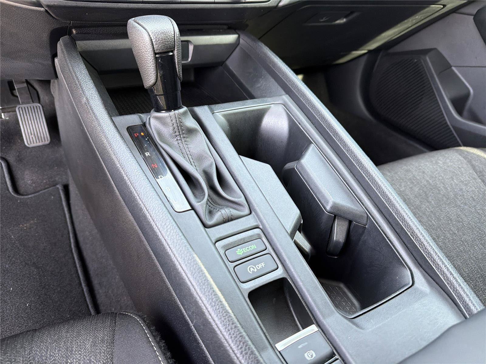 Used 2025 Honda Accord SE image 19