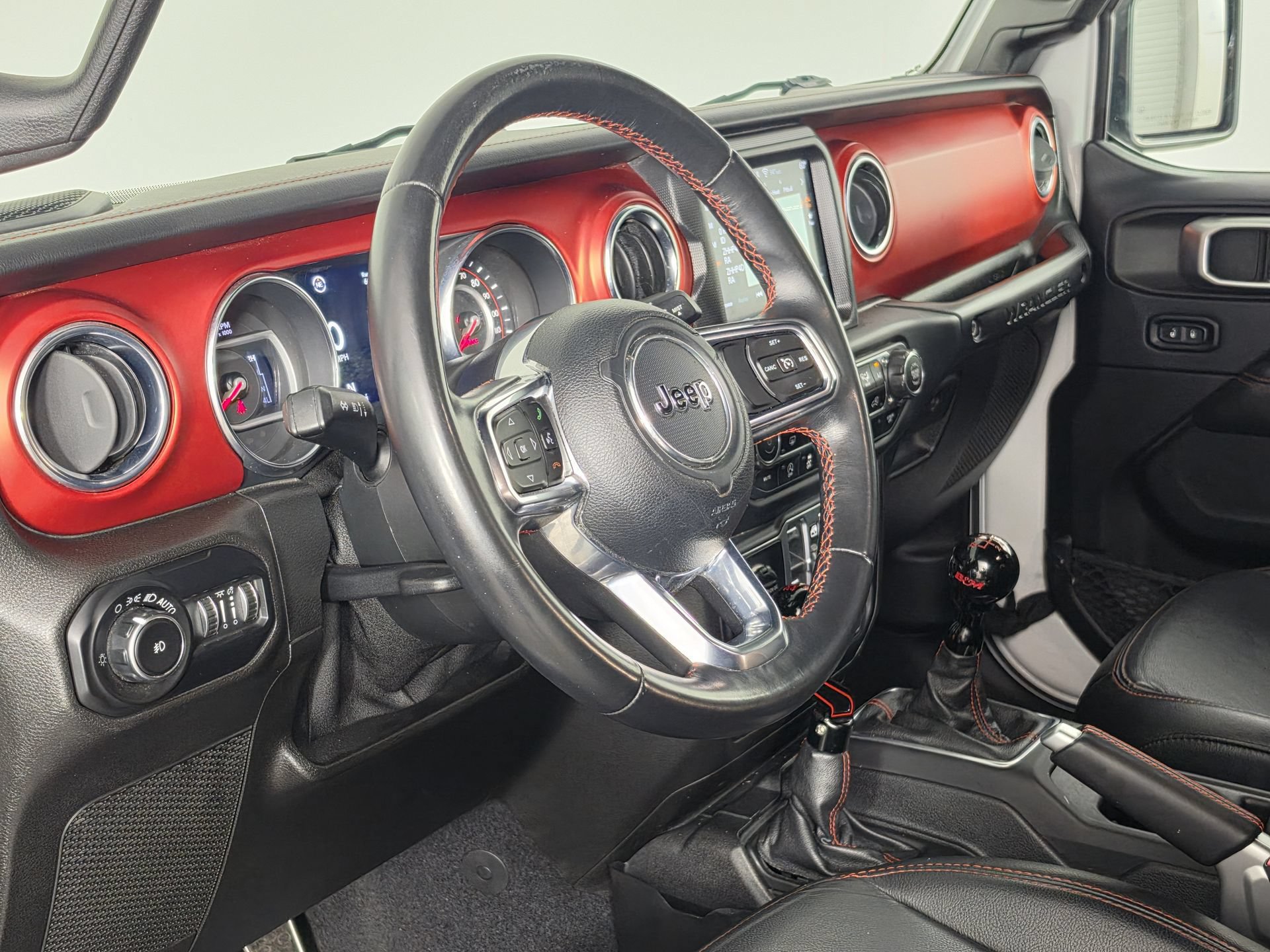 Used 2019 Jeep Wrangler Unlimited Rubicon AWD/4WD image 12