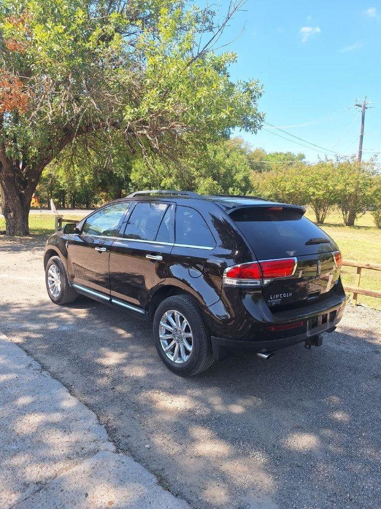 Used 2014 Lincoln MKX w/ Equipment Group 101A image 2