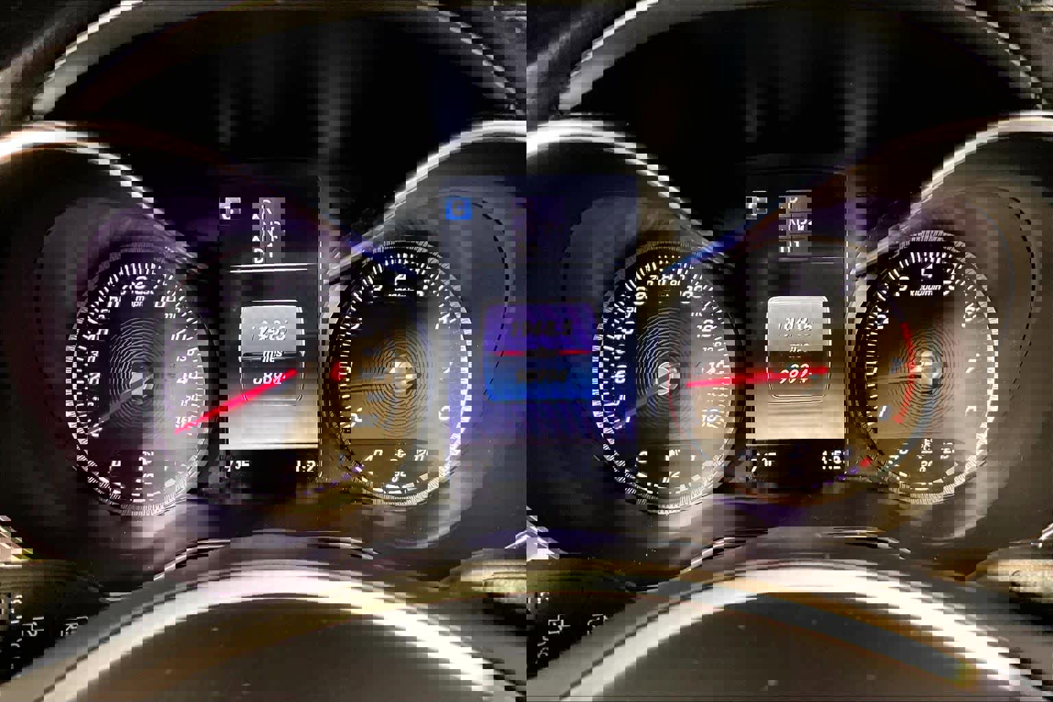 Used 2017 Mercedes-Benz GLC 300 4MATIC image 26