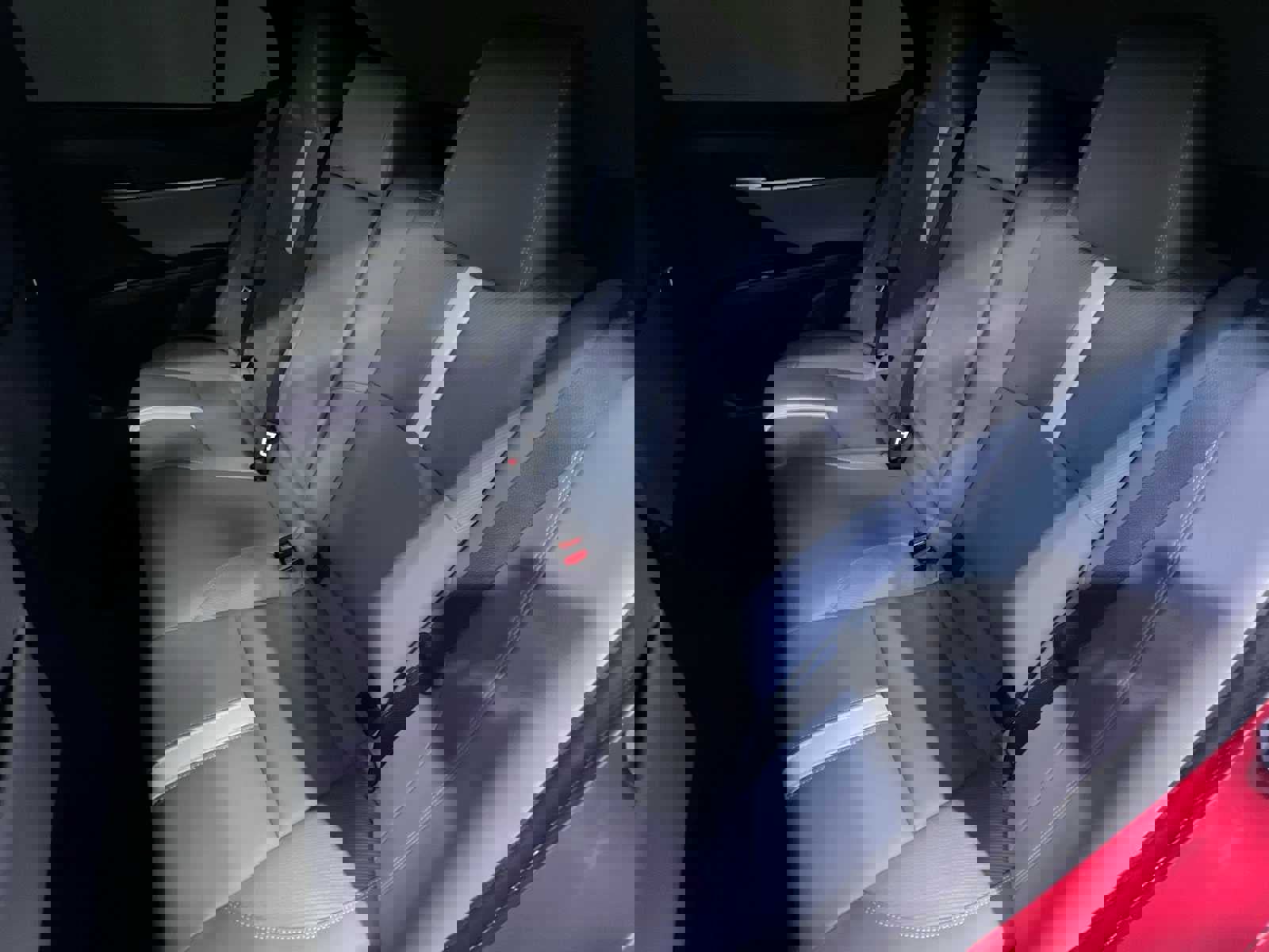 Used 2025 Toyota Camry SE w/ Convenience Package FWD image 27