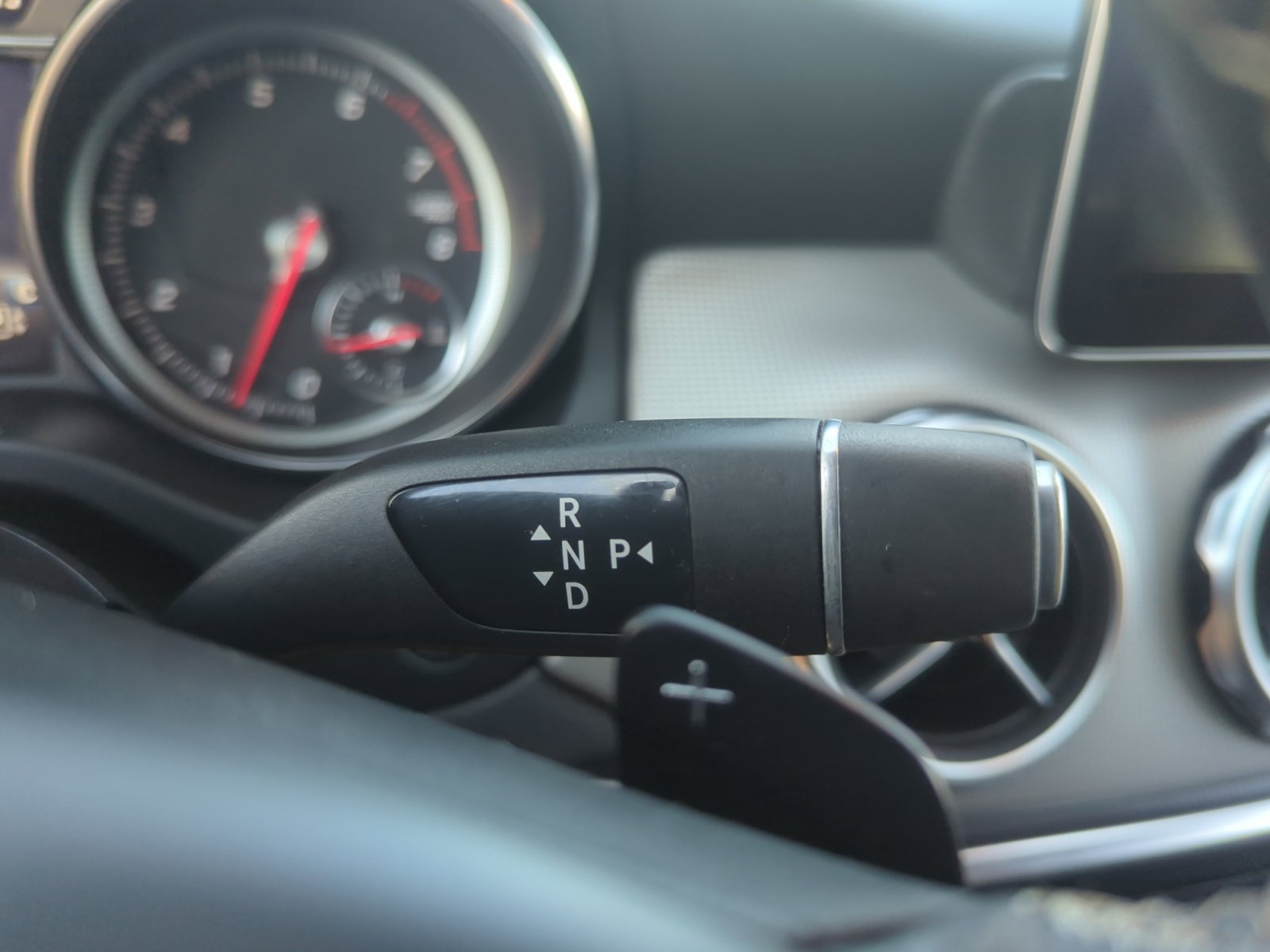 Used 2018 Mercedes-Benz GLA 250 w/ Convenience Package image 15