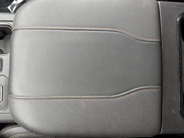 Used 2023 GMC Sierra 1500 AT4 w/ Technology Package image 21