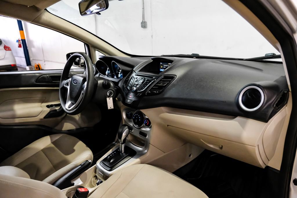Used 2019 Ford Fiesta SE image 13