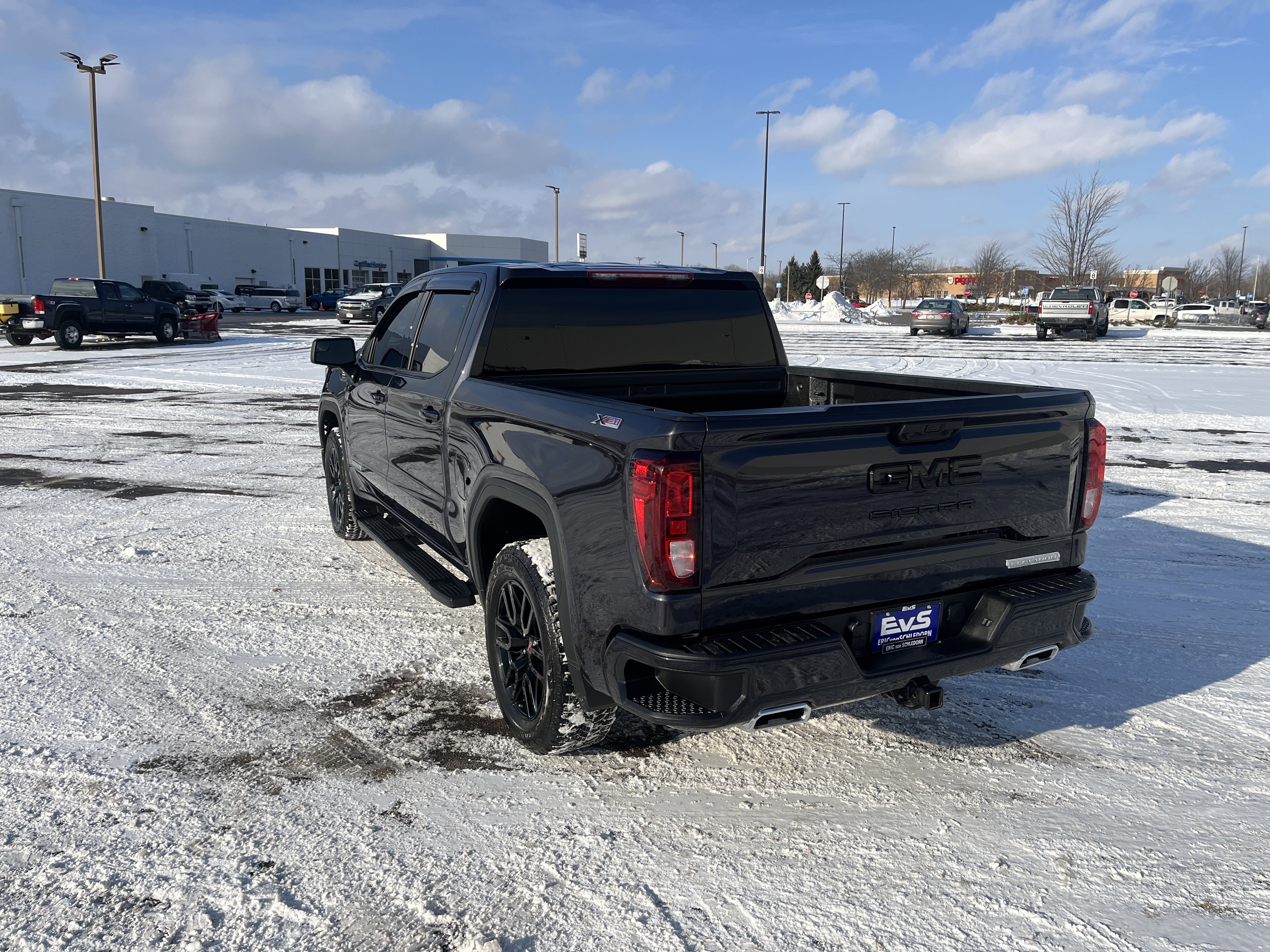 Used 2025 GMC Sierra 1500 Elevation w/ X31 Off-Road Package image 4