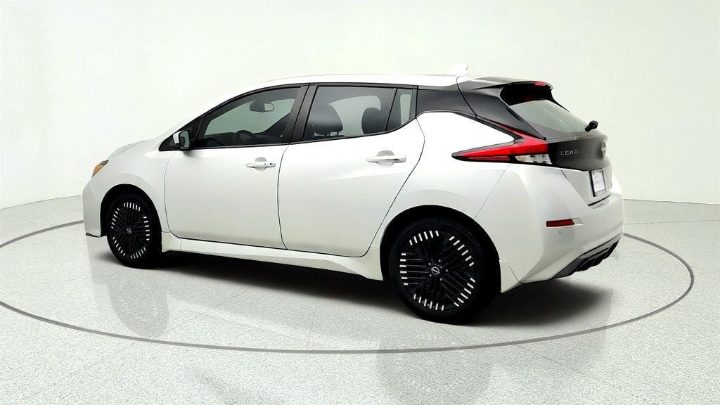 Used 2023 Nissan Leaf SV Plus FWD image 7