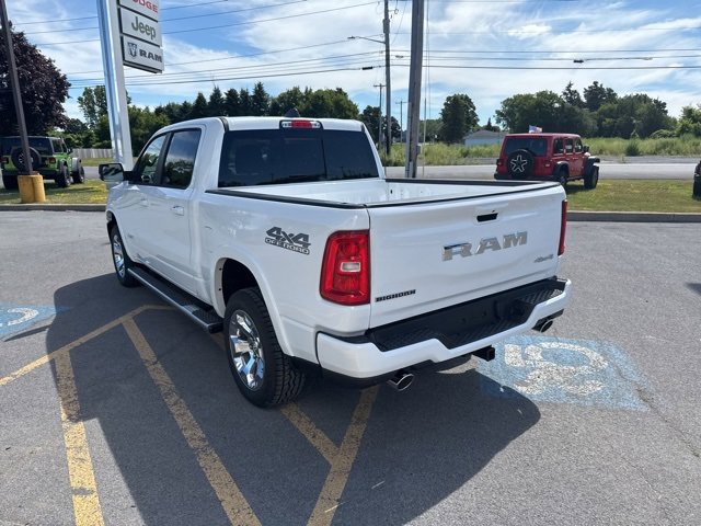 New 2026 RAM 1500 4x4 Crew Cab image 5