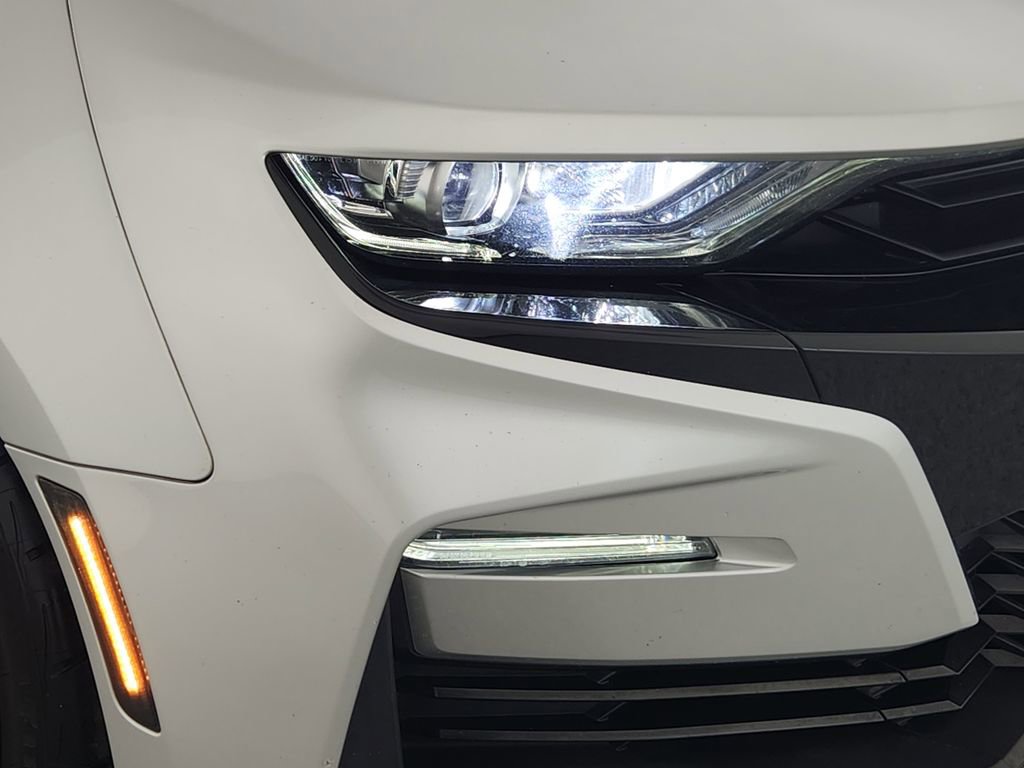 Used 2019 Chevrolet Camaro SS image 9