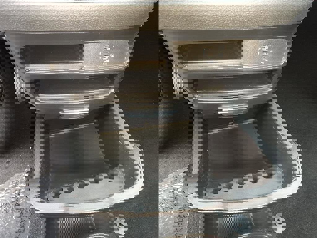 New 2026 Chrysler Pacifica Select image 12