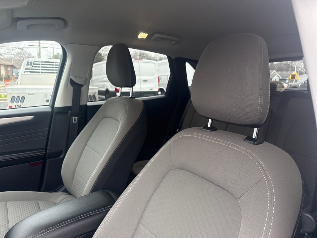 Used 2022 Ford Escape SE w/ Convenience Package image 24