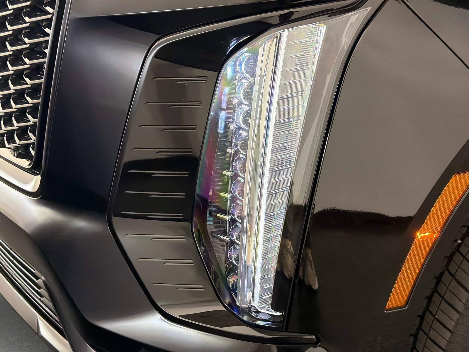 Used 2025 Cadillac Escalade Sport w/ Touring Package image 10