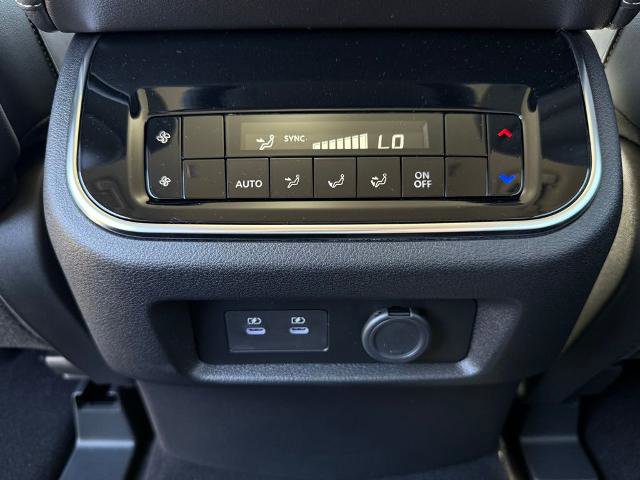New 2025 Nissan Armada SV image 11
