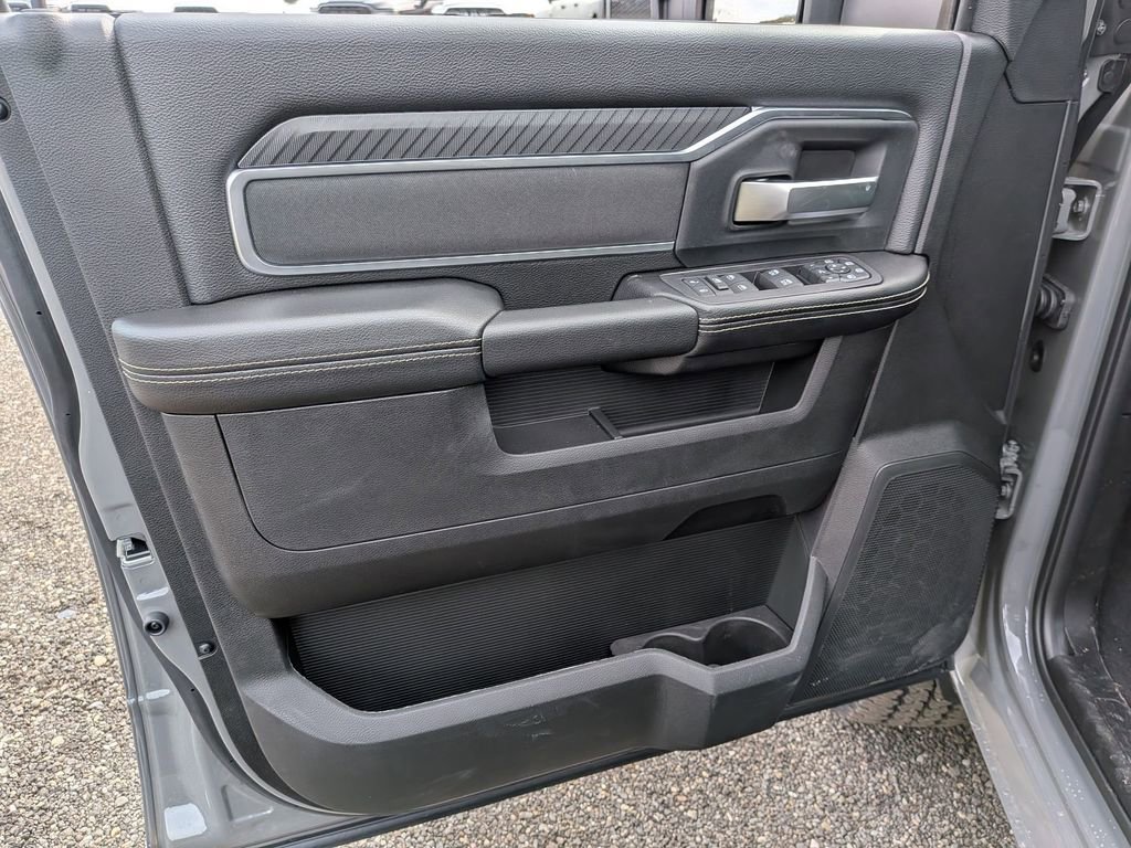 New 2026 RAM 2500 Big Horn AWD/4WD image 11