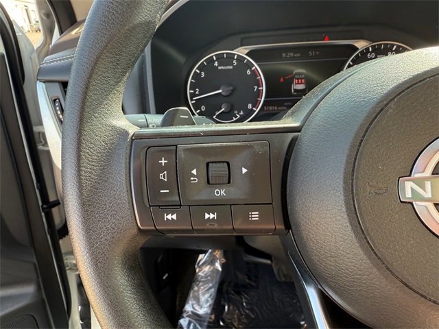 Used 2023 Nissan Rogue S image 14