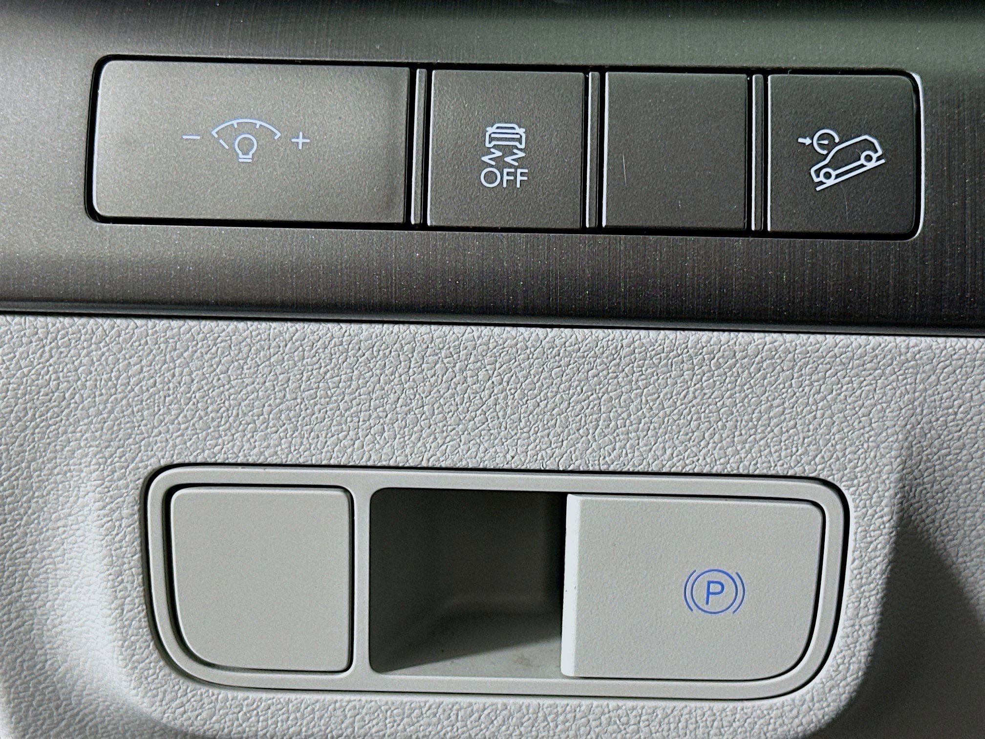 Used 2025 Hyundai Kona SEL image 17