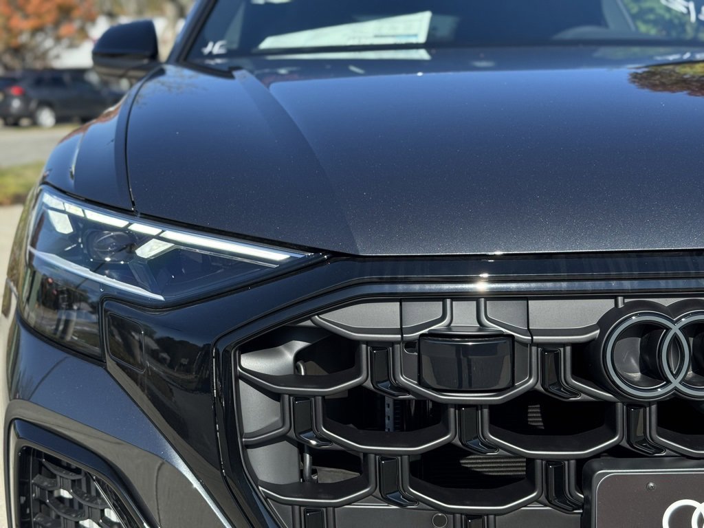 New 2026 Audi SQ8 Premium Plus image 3