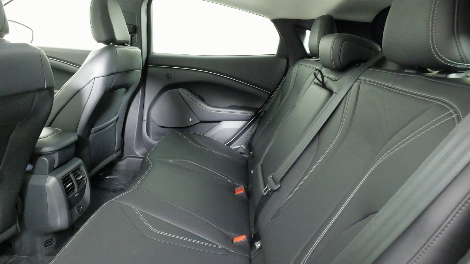 Used 2022 Ford Mustang Mach-E Premium image 36