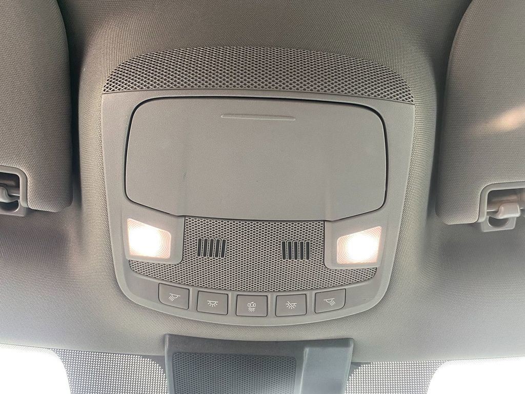 Used 2020 Ford F150 XLT image 22