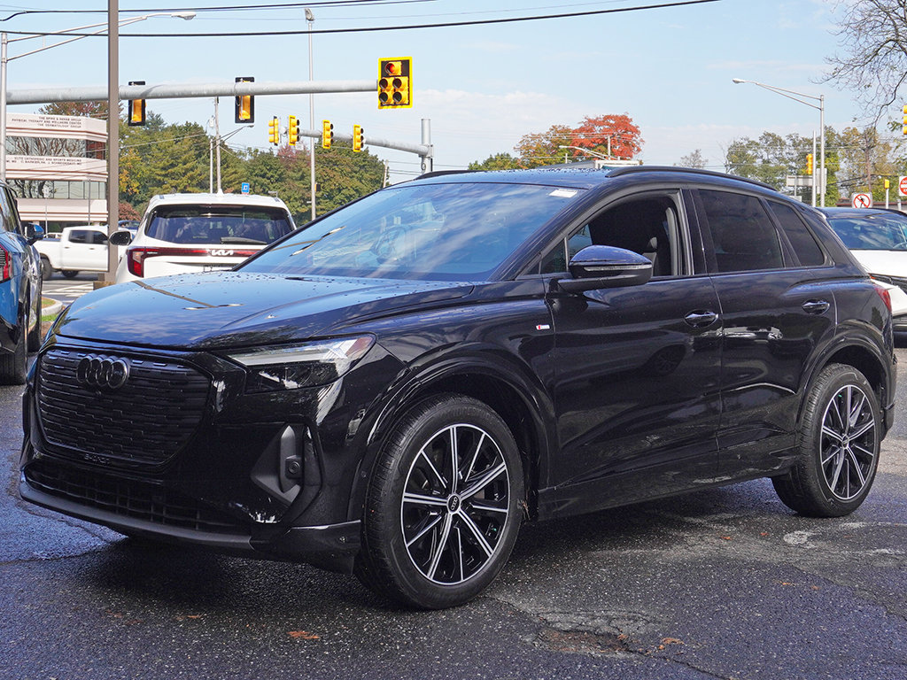 Used 2022 Audi Q4 e-tron Premium Plus AWD/4WD image 9