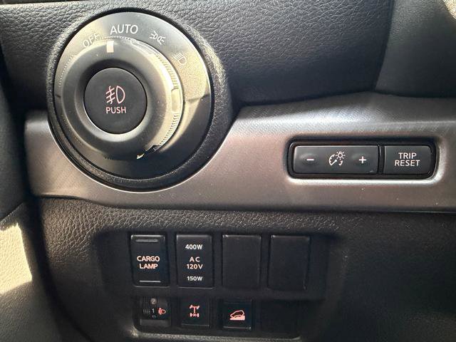 Used 2021 Nissan Titan PRO-4X w/ Pro-4x Convenience Package image 24