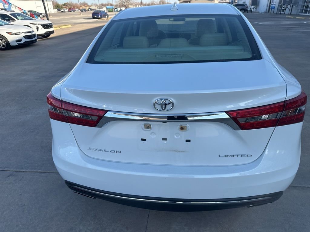 Used 2016 Toyota Avalon Limited w/ Toyota Safety Sense Package FWD image 31
