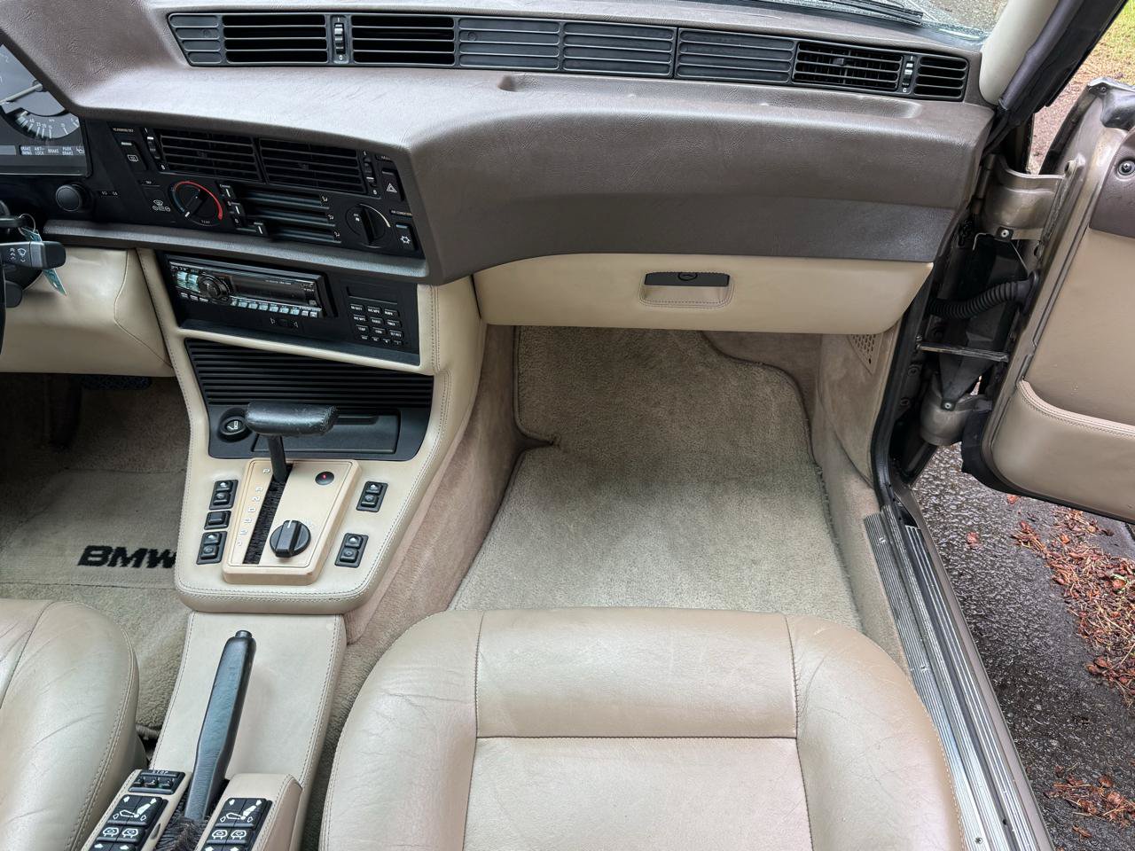 Used 1988 BMW 635CSi Coupe RWD image 28