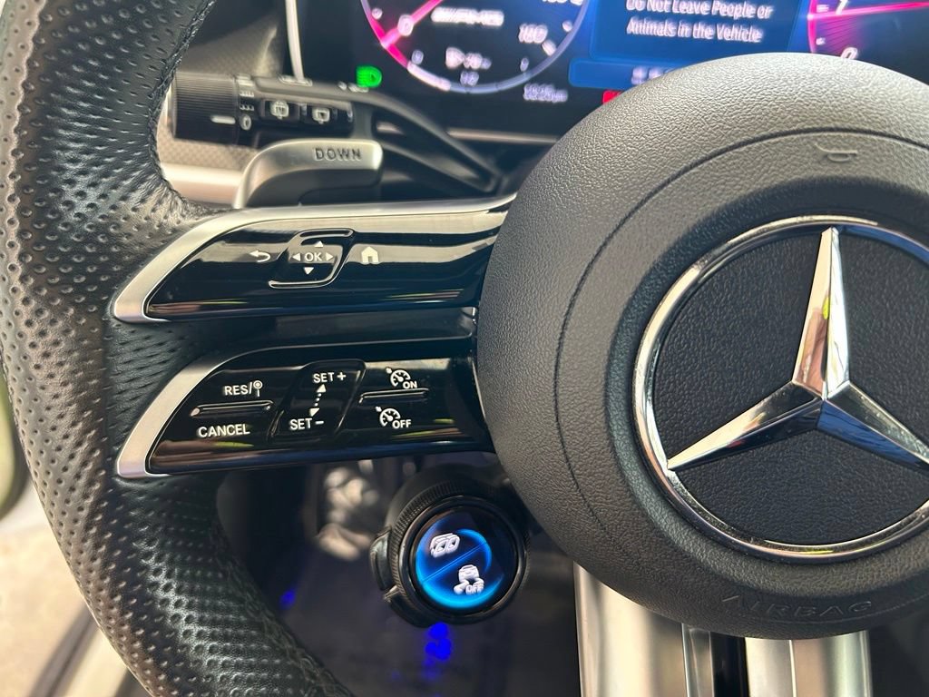 Used 2025 Mercedes-Benz GLC 43 AMG 4MATIC image 45