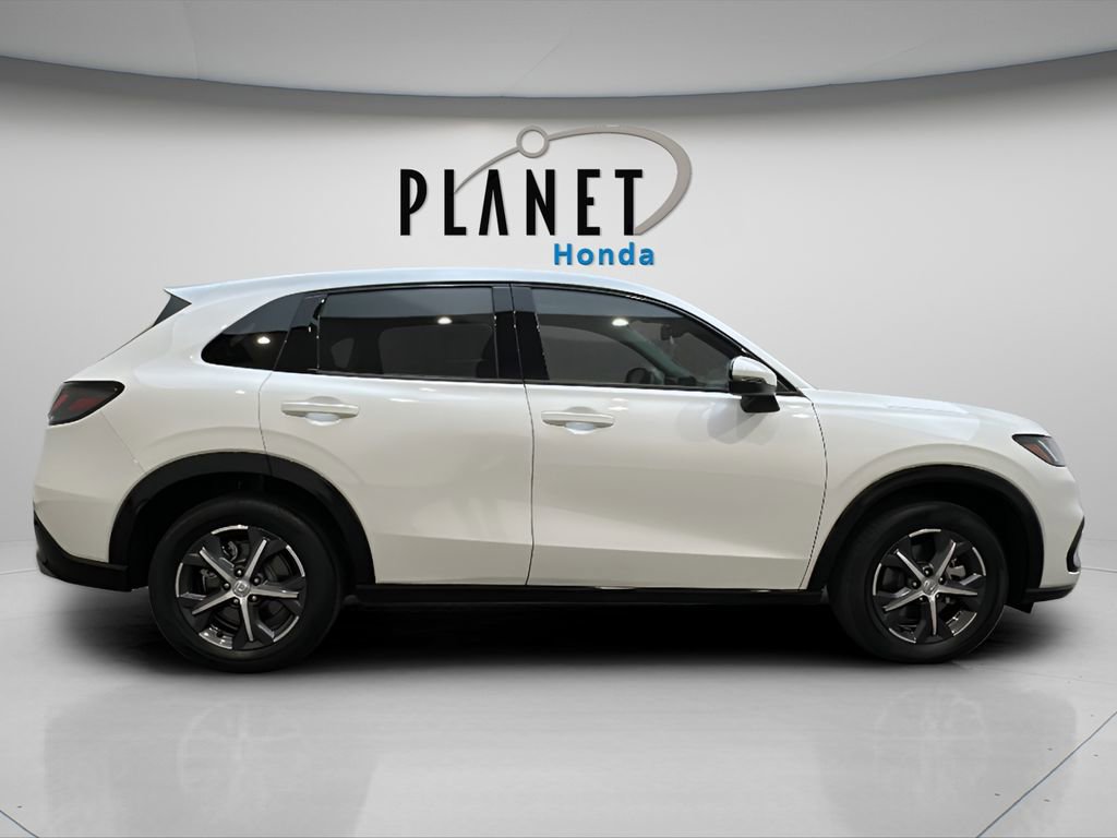 Certified 2025 Honda HR-V EX-L image 3