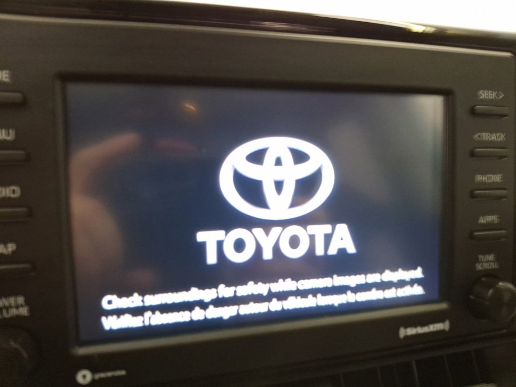 Used 2020 Toyota RAV4 XLE image 21