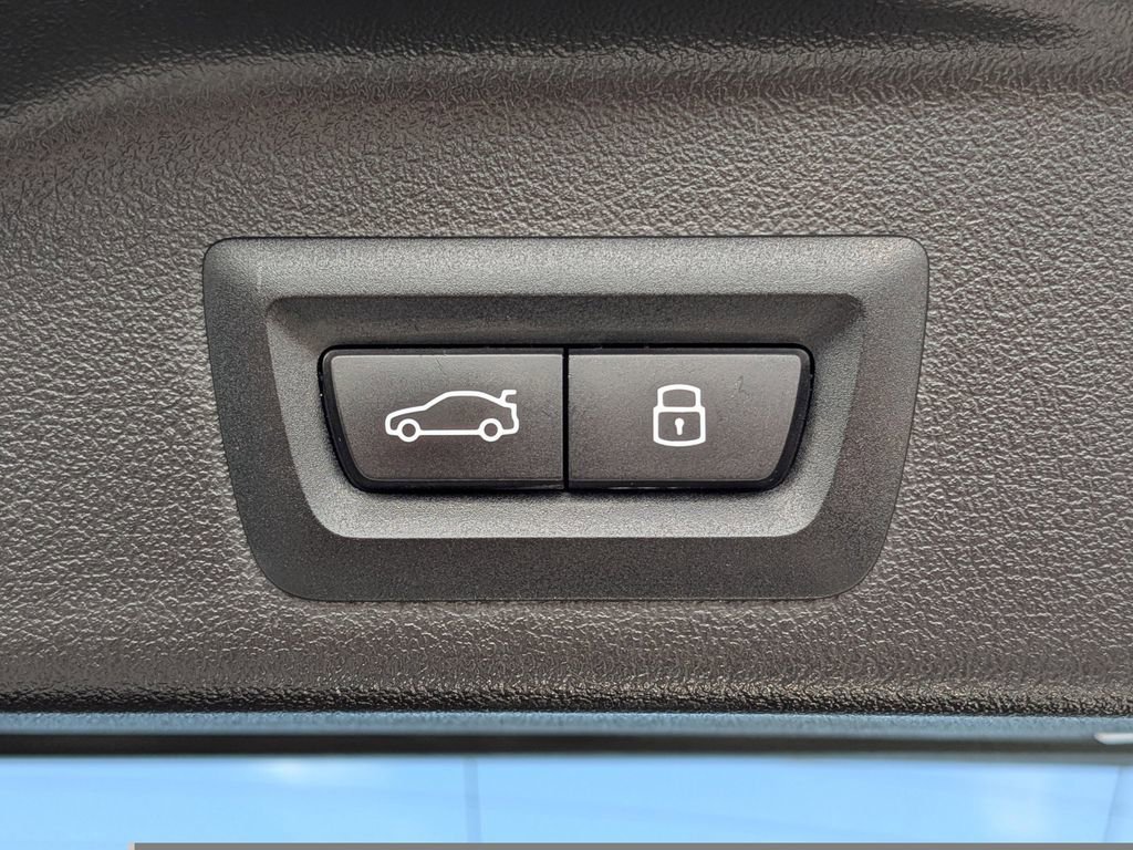 Used 2024 BMW X5 xDrive40i image 15