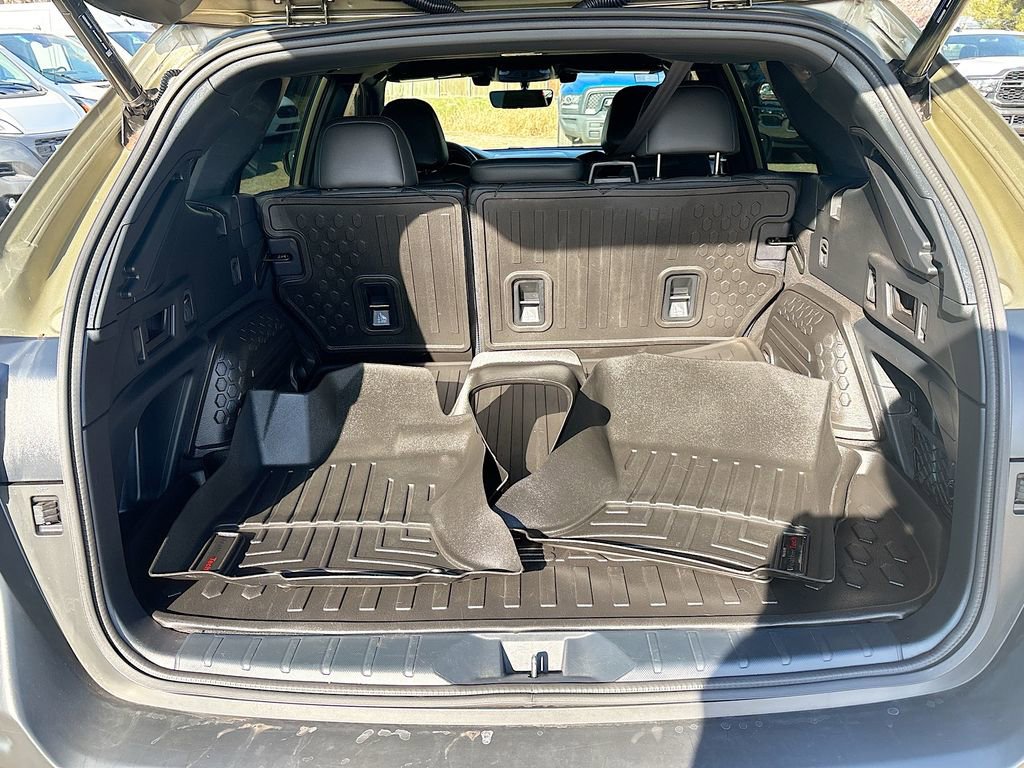 Used 2022 Subaru Outback Wilderness w/ Wilderness Package image 27