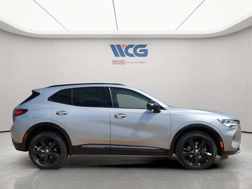Used 2023 Buick Envision Essence w/ Sport Touring Package AWD/4WD image 3