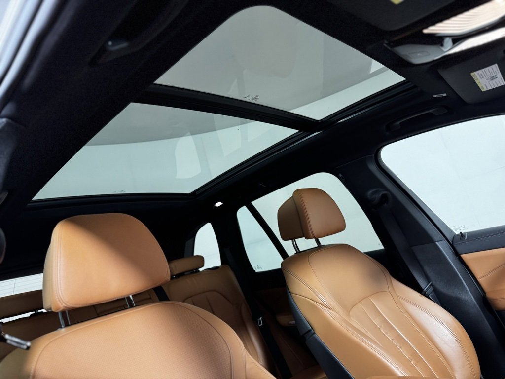 Used 2022 BMW X5 xDrive40i w/ Premium Package image 10